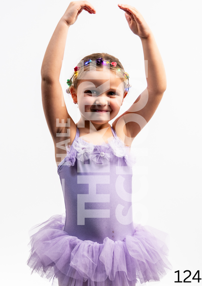 Show Portraits and Pictures